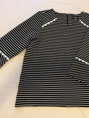 Lagerfeld Black & White Scallop Trim Top